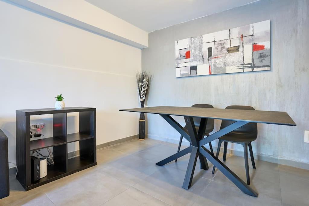 Urban Front - Walking Distance From Paceville And St George Bay Beach Is-Swieqi Екстериор снимка